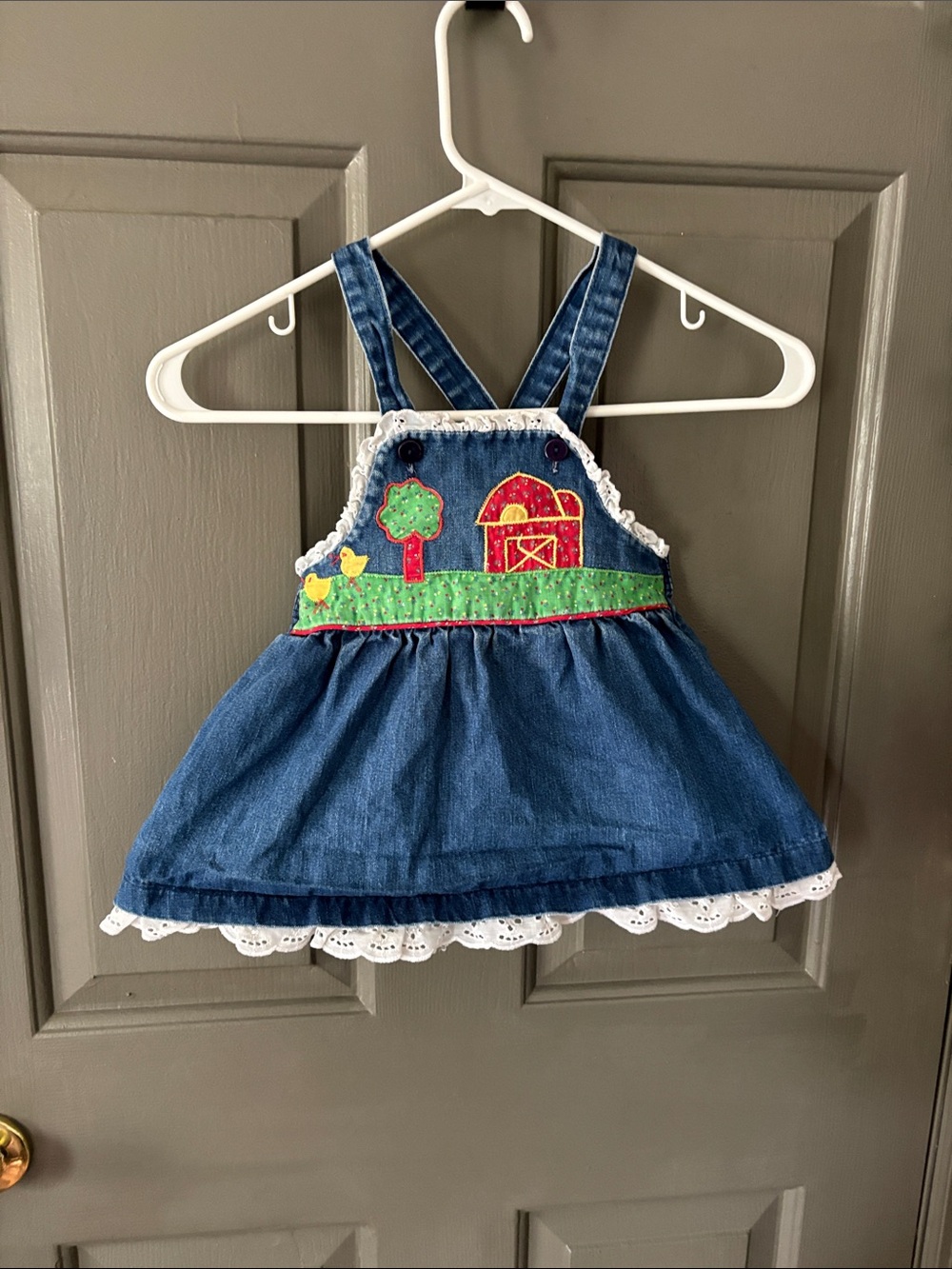 Vintage Doe-Spun Farm Appliqué Overall Dress